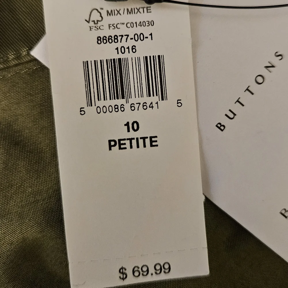 Banana Republic NWT Army Green 10 Petite - Picture 6 of 7